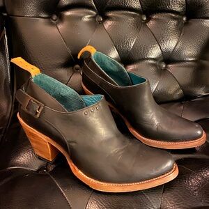 PS Kaufman Alley Clog black leather